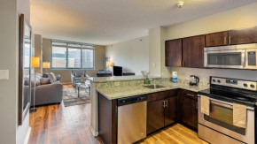 Luxury Apt Near Train Station - BSC-207L